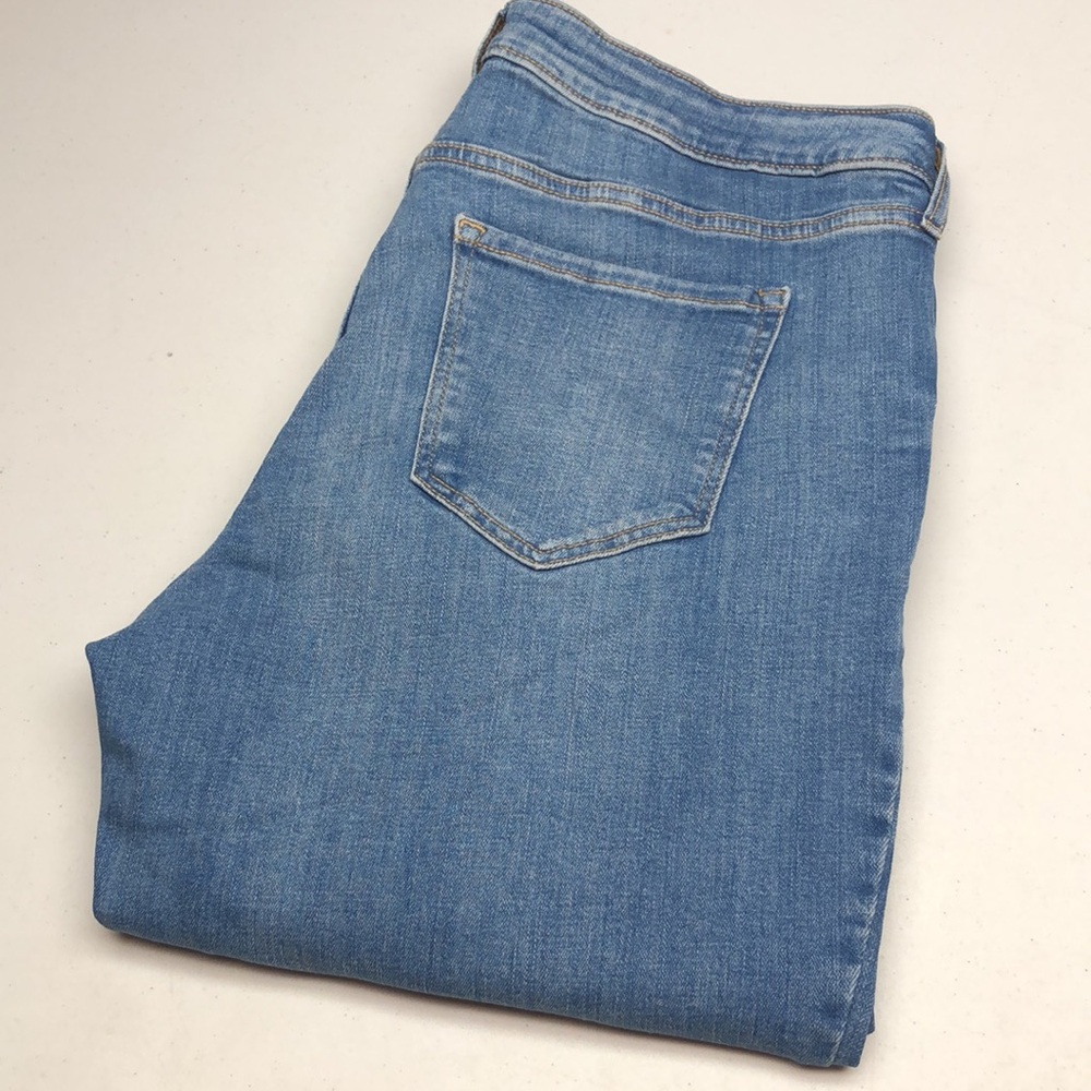 LIKE NEW OLD NAVY ROCKSTAR MID-RISE SUPER SKINNY JEANS 16/33x31 ⚓️